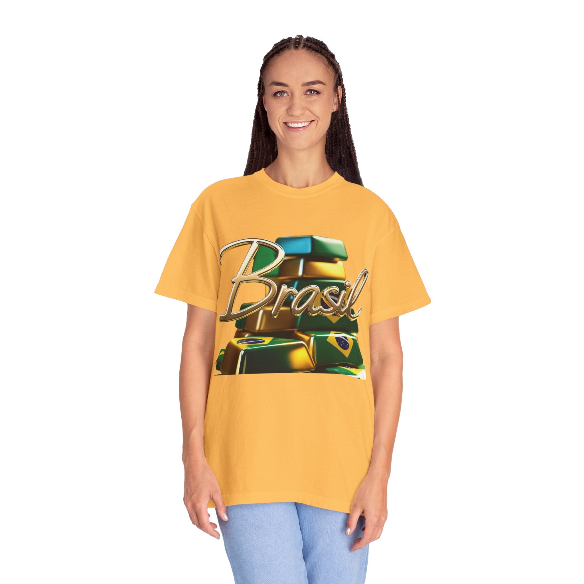Camiseta unissex tingida com design de barras de ouro do Brasil – perfeita para viajantes e amantes de festivais