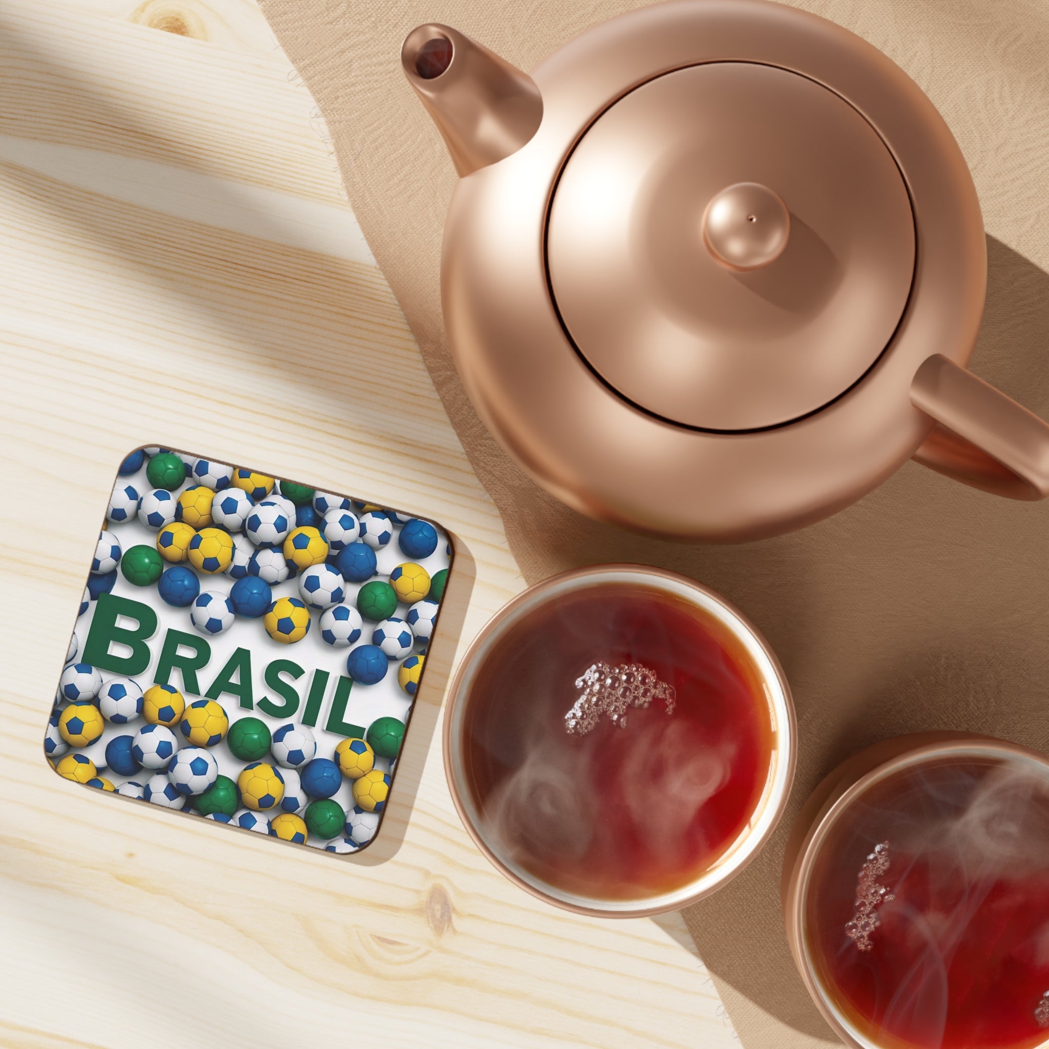 Porta-copos de papelão com bolas de futebol brasileiras - perfeito para fãs de esportes e festas