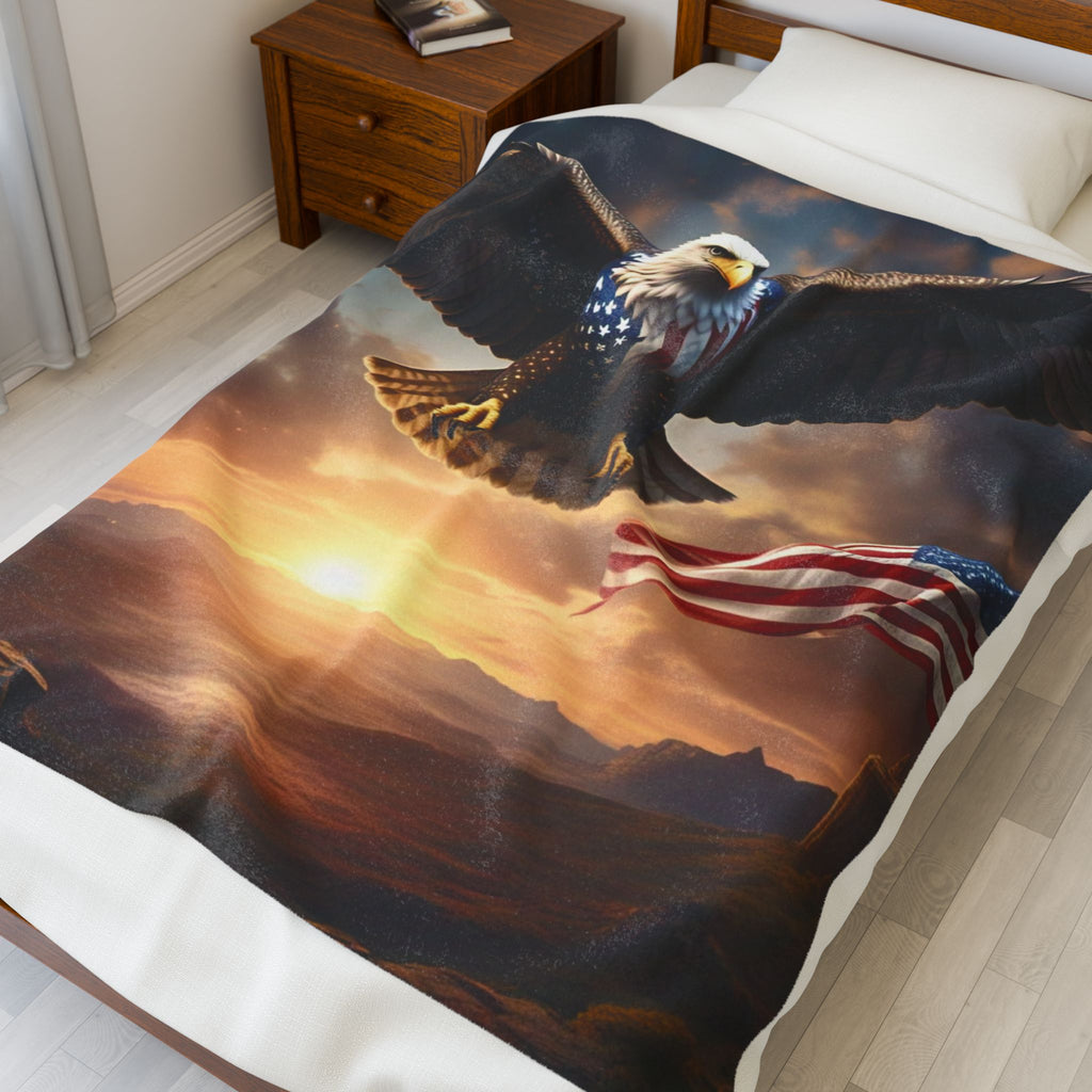Patriotic Eagle Velveteen Plush Blanket for Cozy Comfort