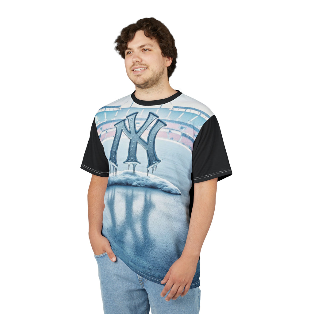"NY Ice" T-shirt — Stadium design and ice cream logo. Perfect as a Christmas gift or for comfortable casual wear.