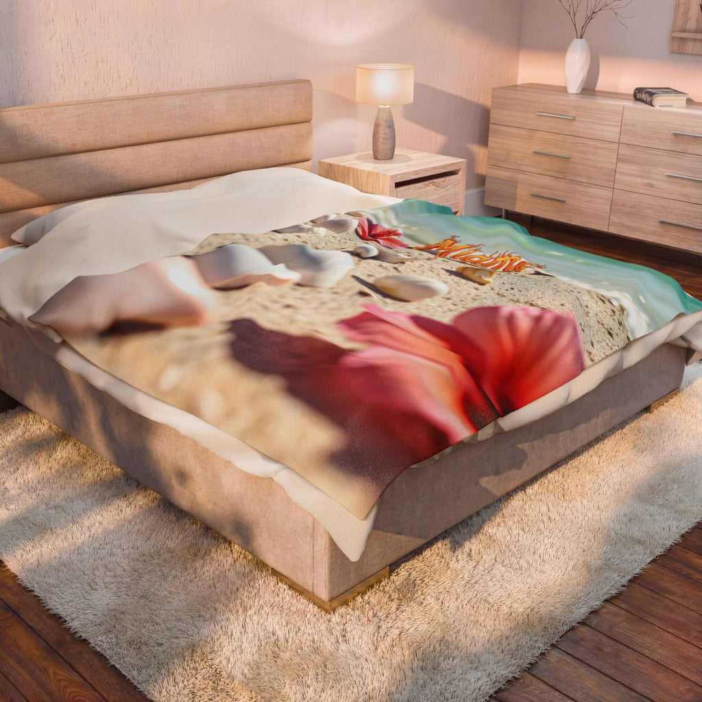 "Miami Playa" Blanket — Shells and Hibiscus, Cozy Tropical Decor for Relaxation