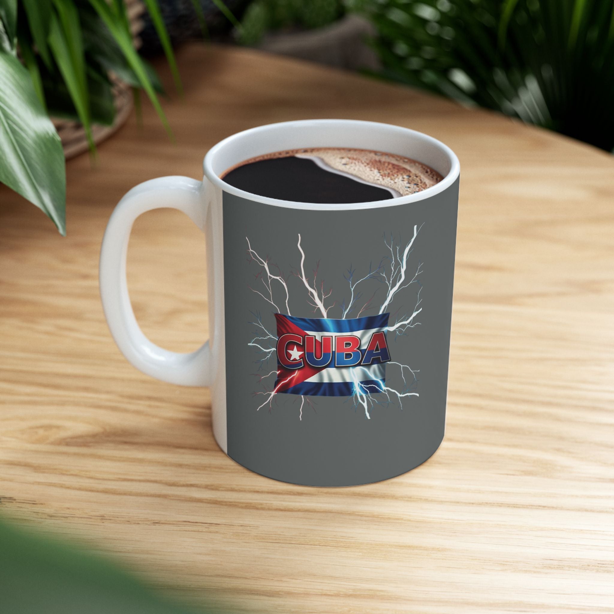 Taza de cerámica de diseño cubano