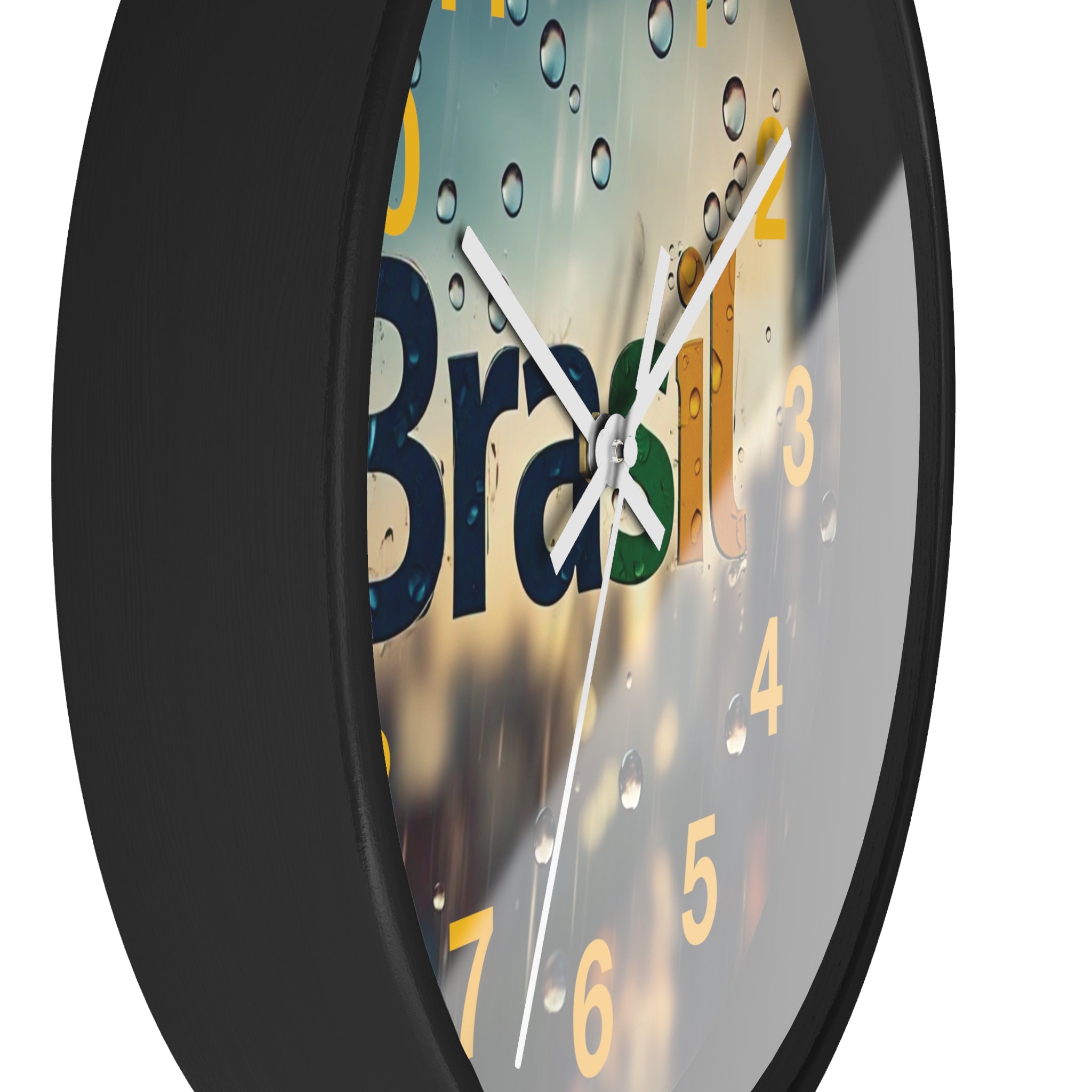 Relógio de parede com gota de chuva do Brasil