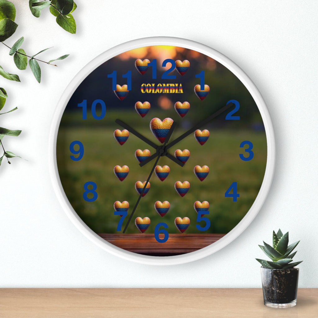 Reloj de pared con diseño colombiano