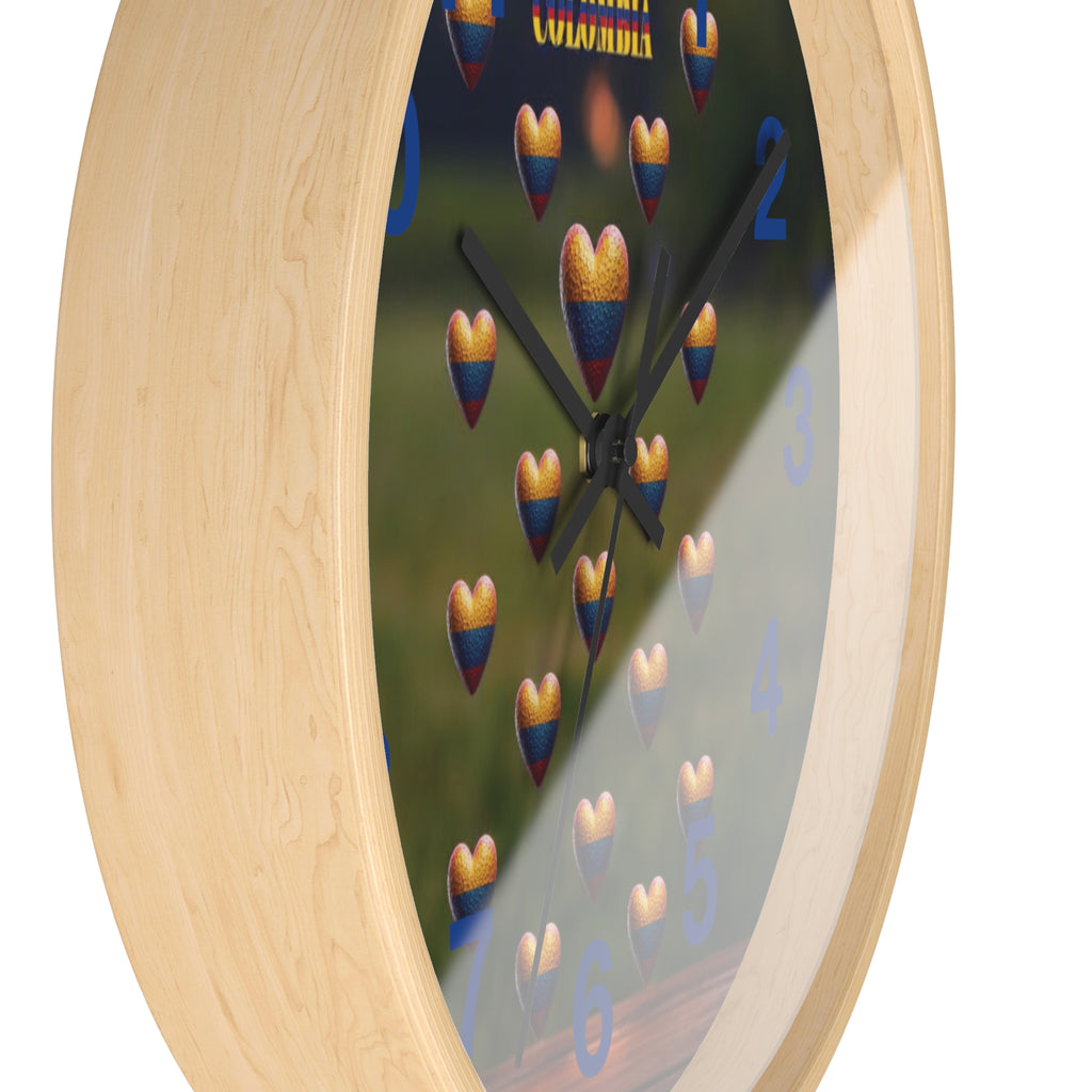 Reloj de pared con diseño colombiano