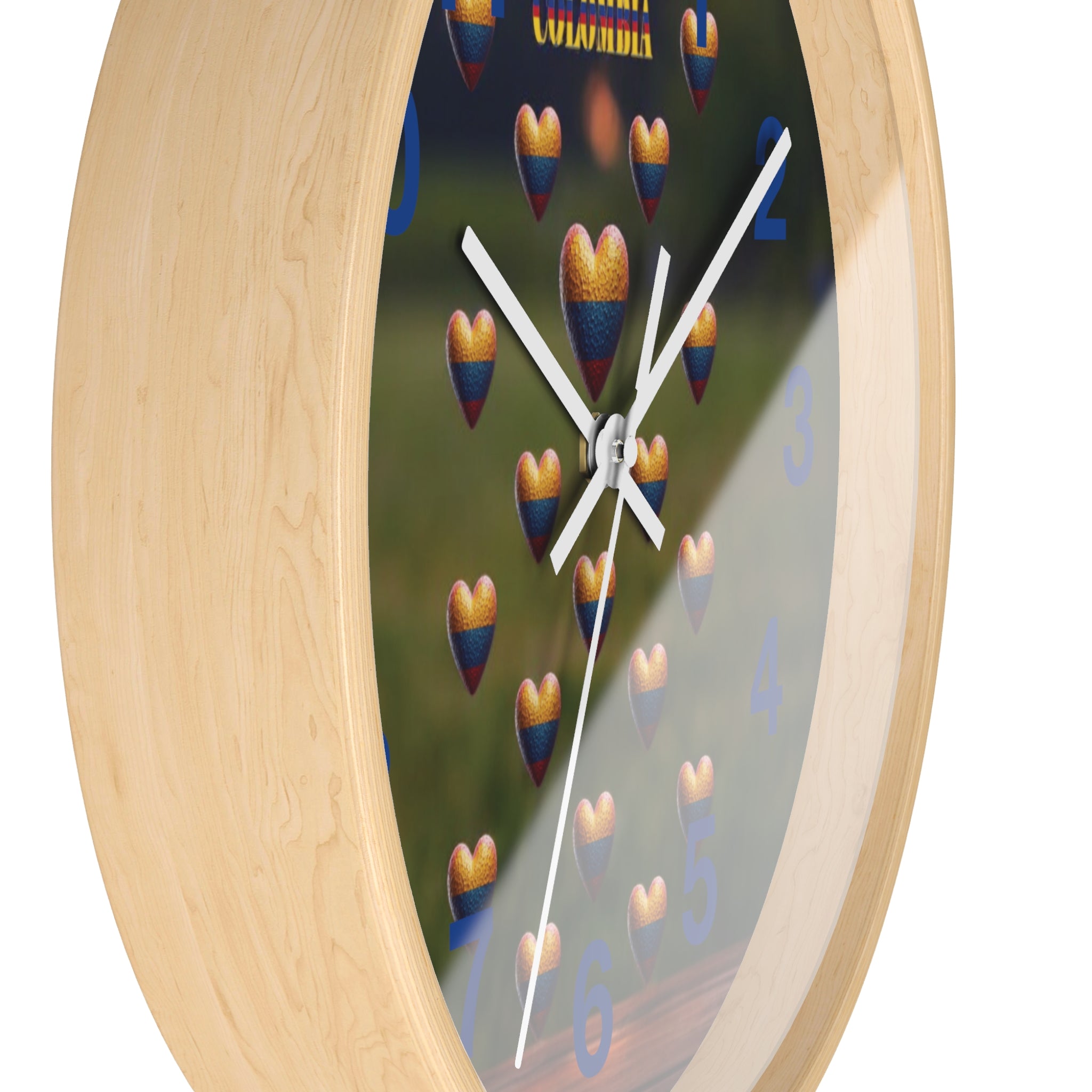 Reloj de pared con diseño colombiano