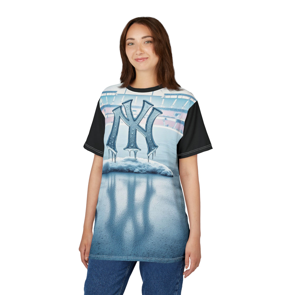 "NY Ice" T-shirt — Stadium design and ice cream logo. Perfect as a Christmas gift or for comfortable casual wear.