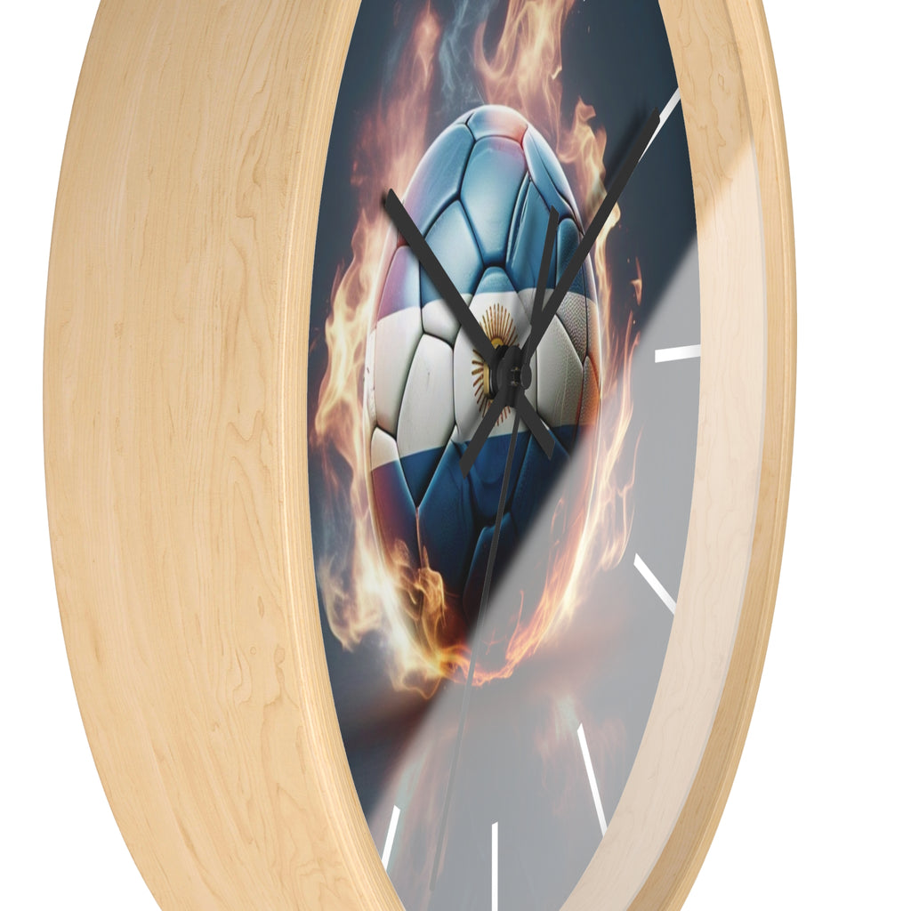 Reloj de pared con diseño de balón de fútbol en llamas: regalo perfecto para los amantes del deporte. Reloj de diseño dinámico con diseño de balón de fútbol en llamas.