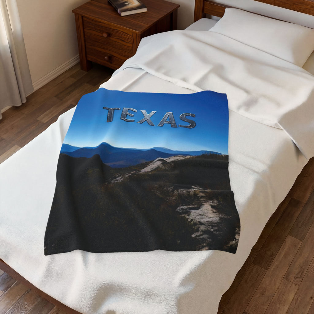Texas Velveteen Plush Blanket, Cozy Throw for Home Decor, Perfect Gift for Texas Lovers, Travel Souvenir, Warm and Soft 