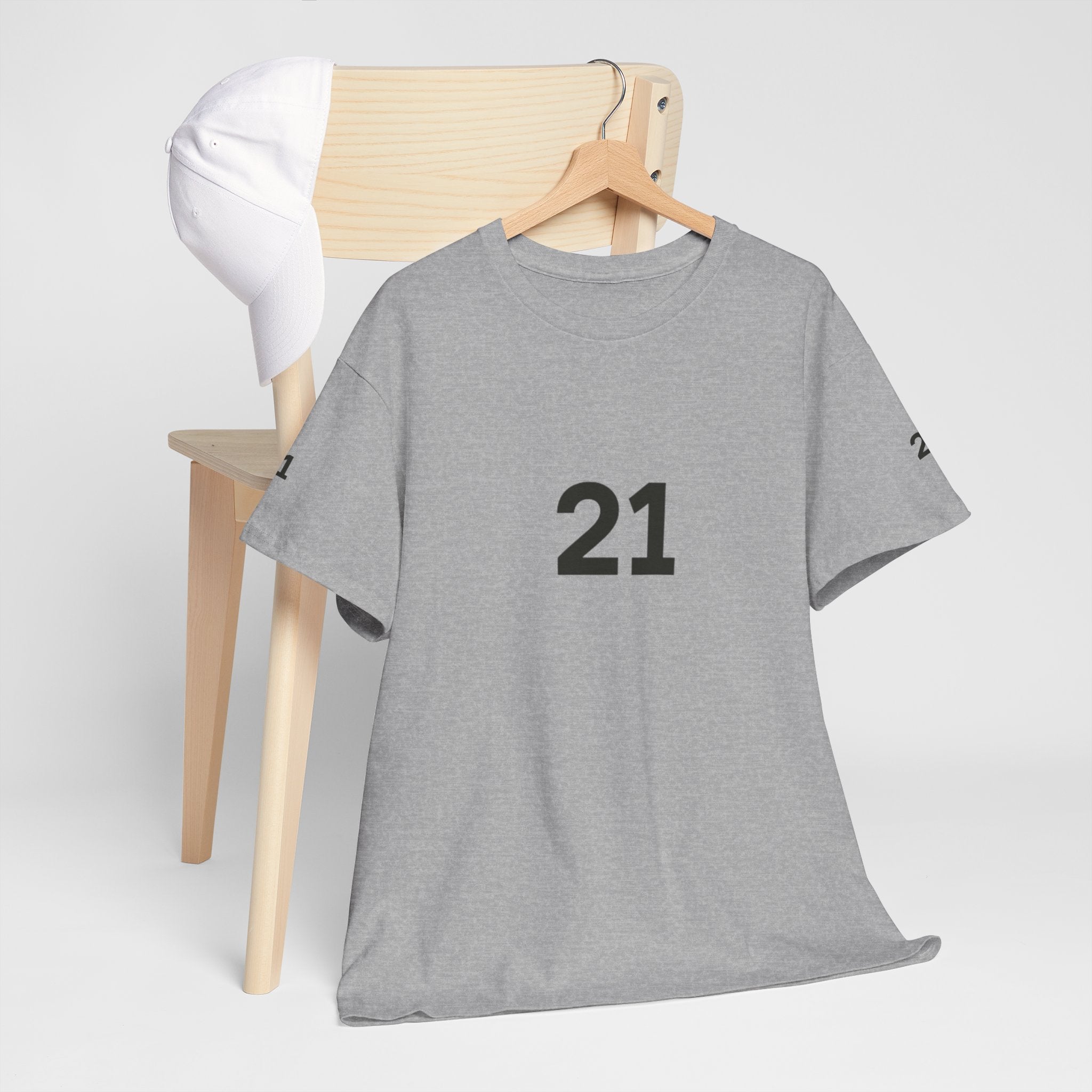 Camiseta unisex de camuflaje Puerto Rico #21. Camiseta personalizable con el número 21 para deportes y celebraciones.