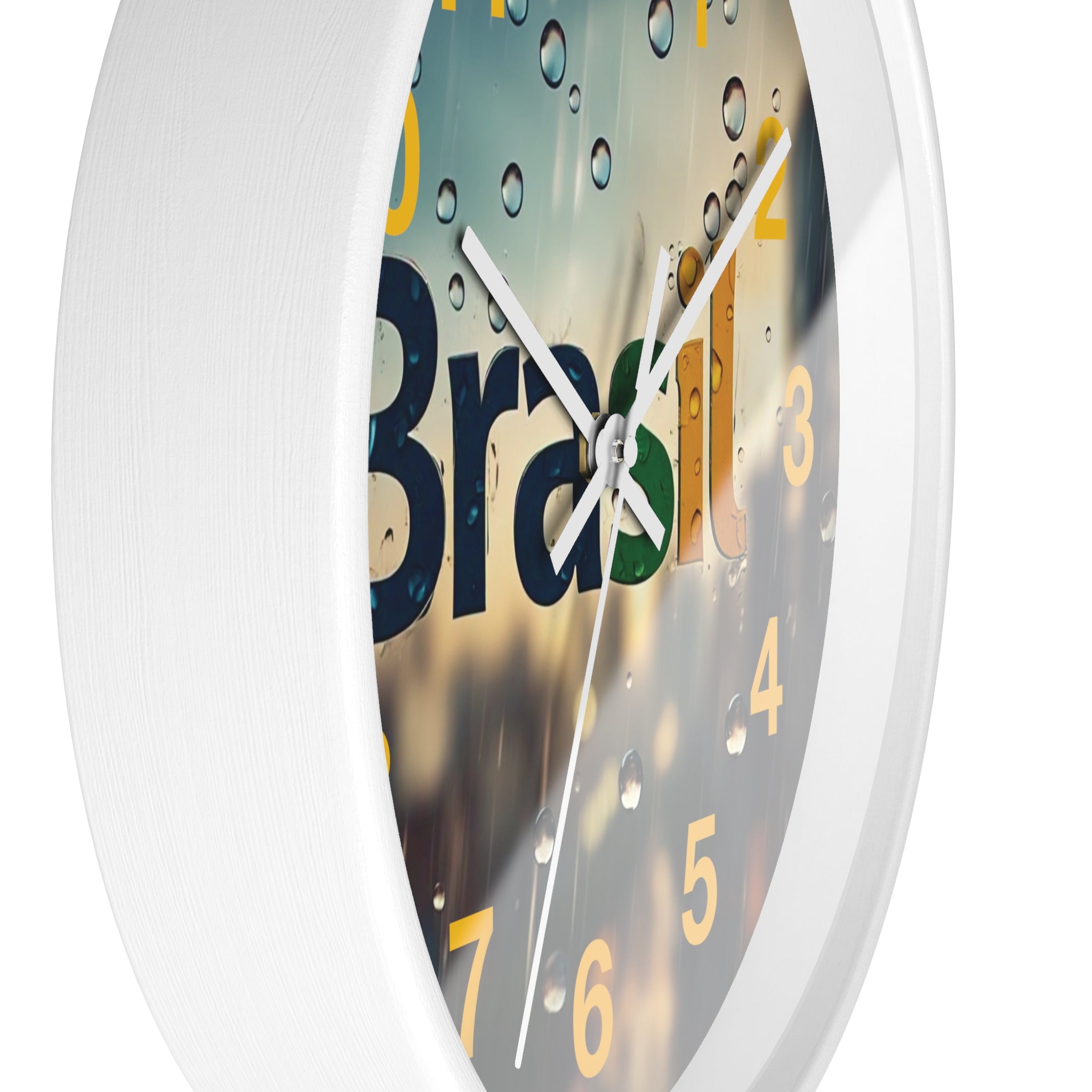 Relógio de parede com gota de chuva do Brasil