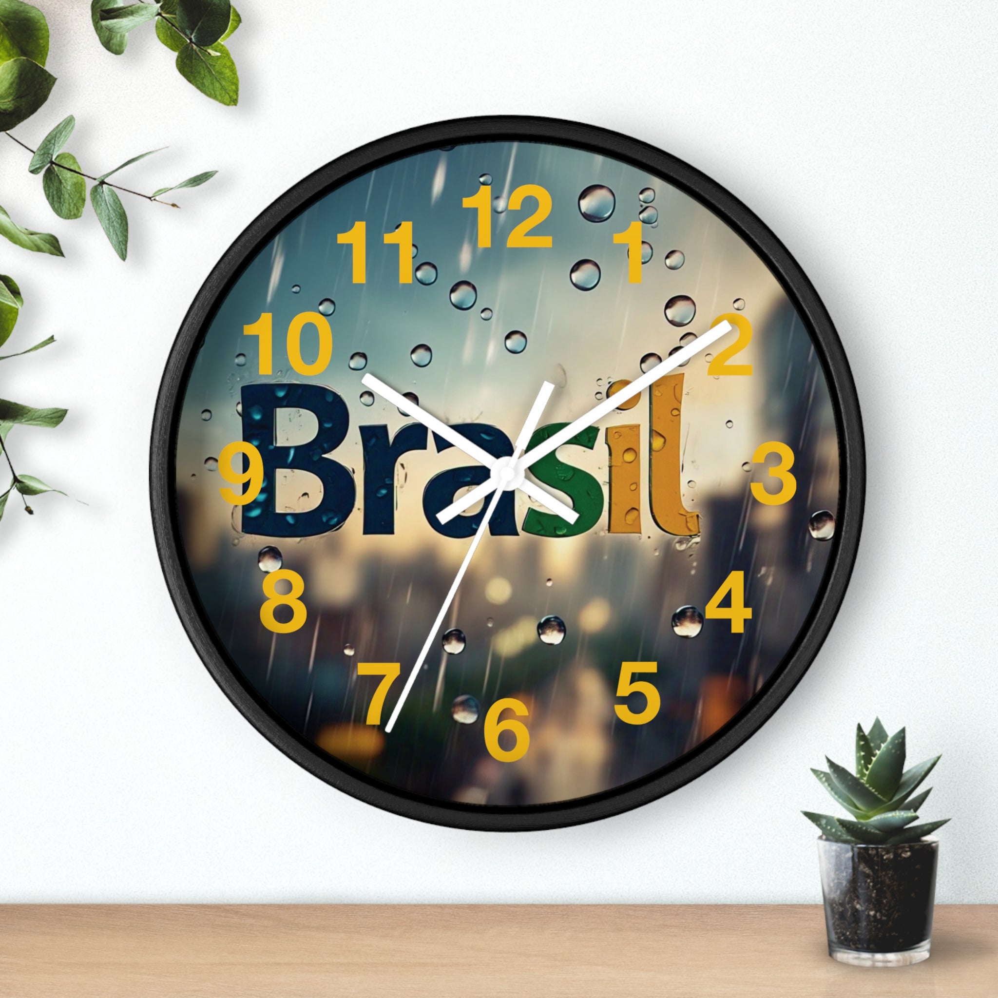Relógio de parede com gota de chuva do Brasil