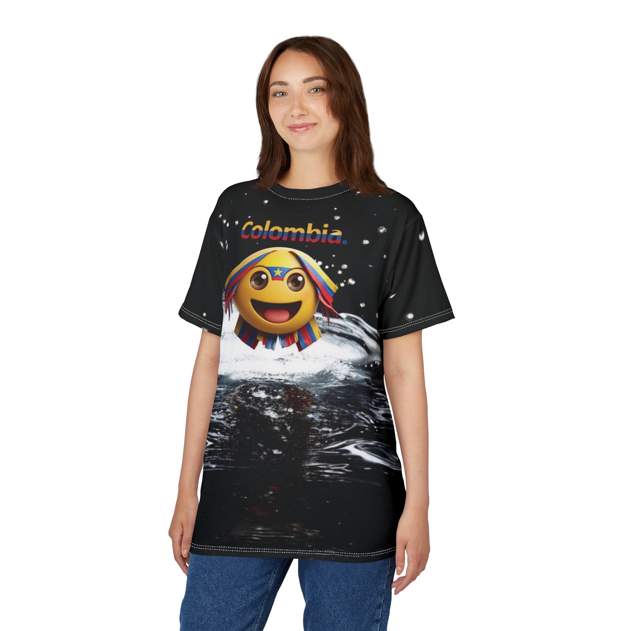 Camiseta unisex con emoji de Colombia y salpicaduras de agua: diseño divertido y vibrante para celebrar.