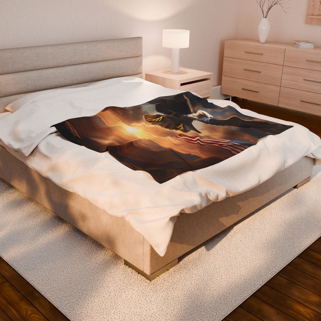 Patriotic Eagle Velveteen Plush Blanket for Cozy Comfort