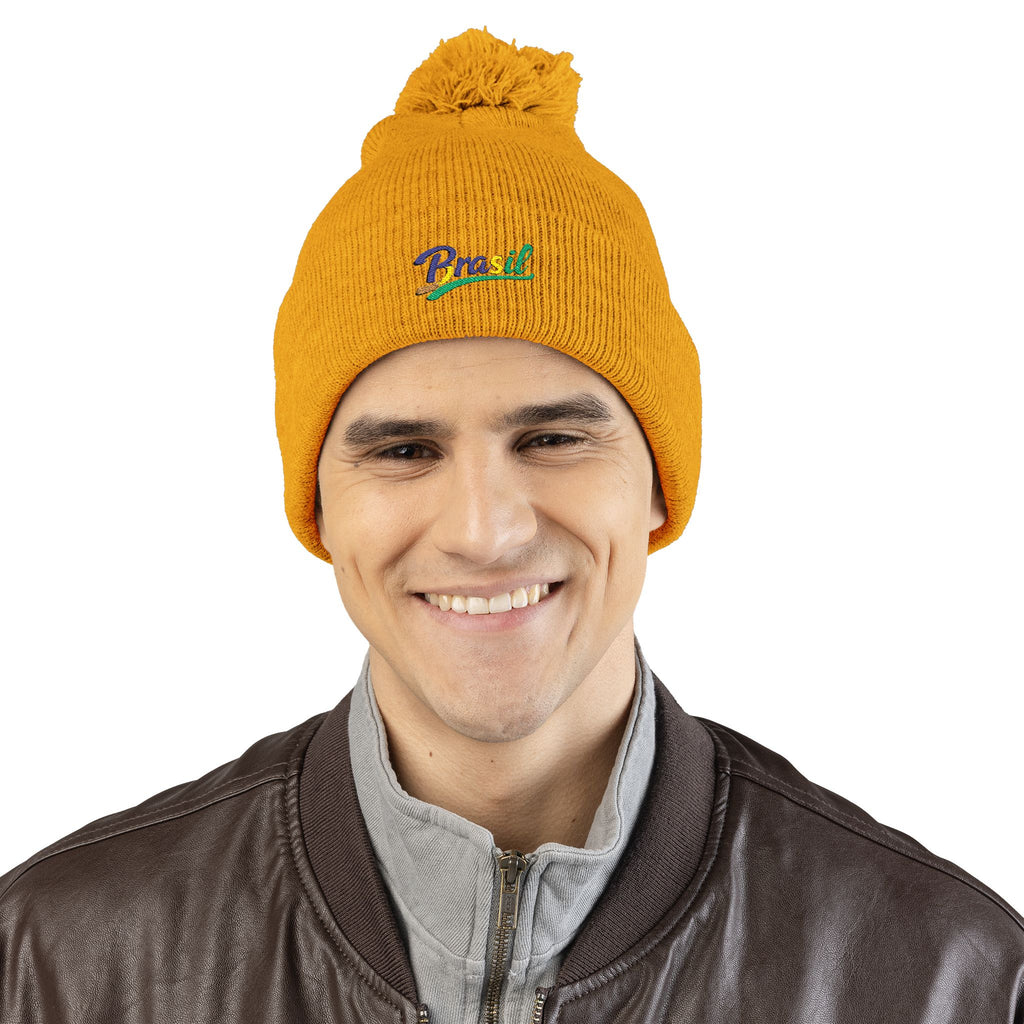 Gorro bordado com pompom