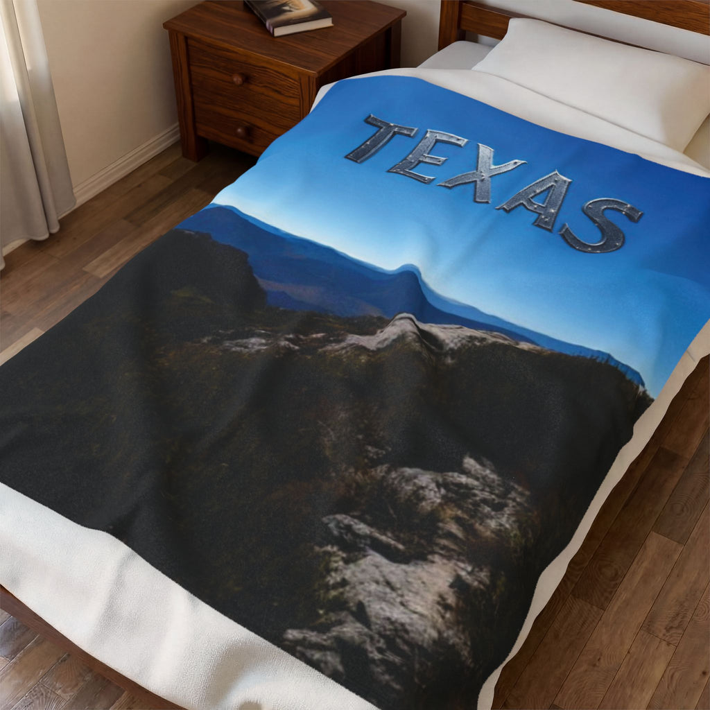 Texas Velveteen Plush Blanket, Cozy Throw for Home Decor, Perfect Gift for Texas Lovers, Travel Souvenir, Warm and Soft 