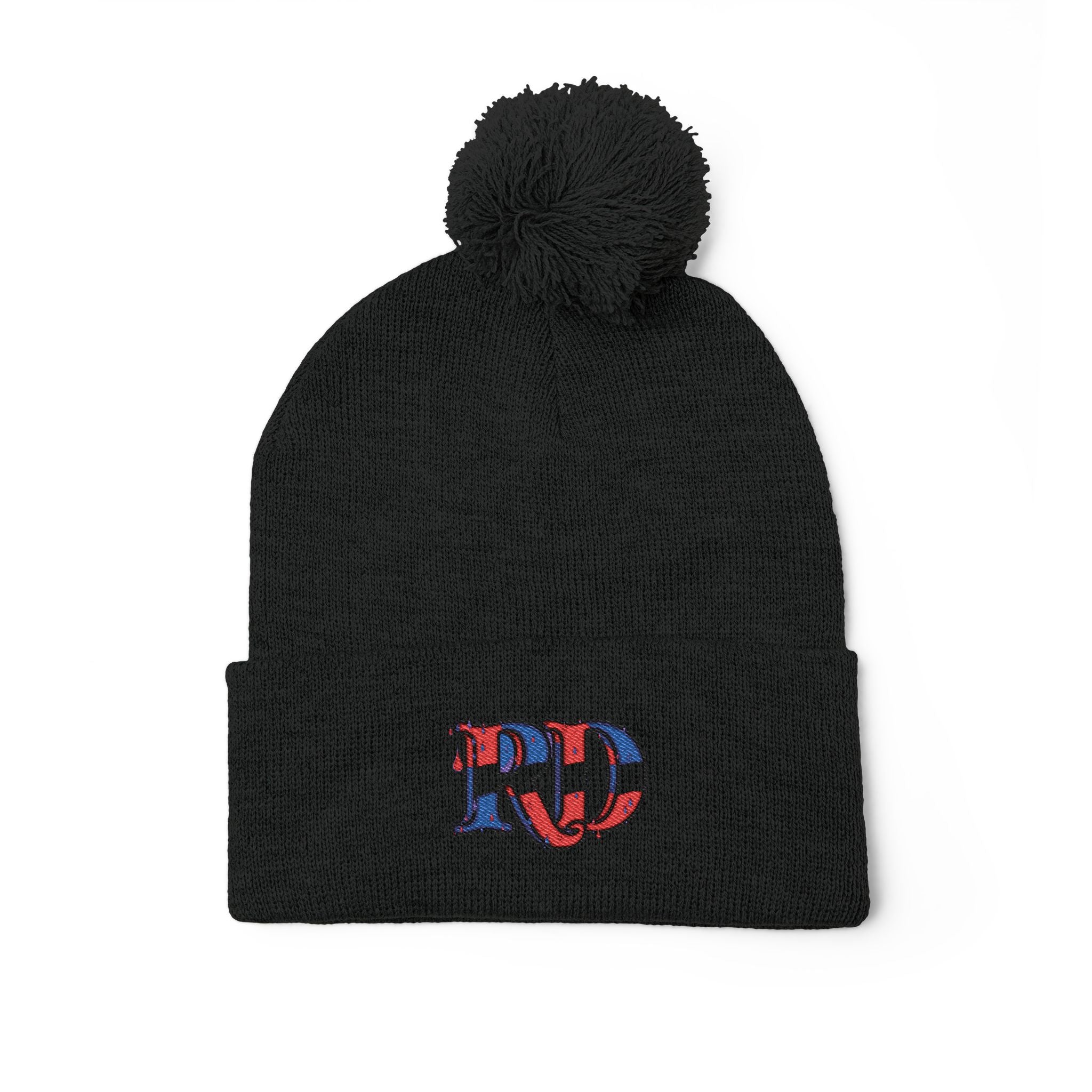 Gorro de punto con las letras RD de República Dominicana y bordado de pompones: el accesorio perfecto para el invierno.