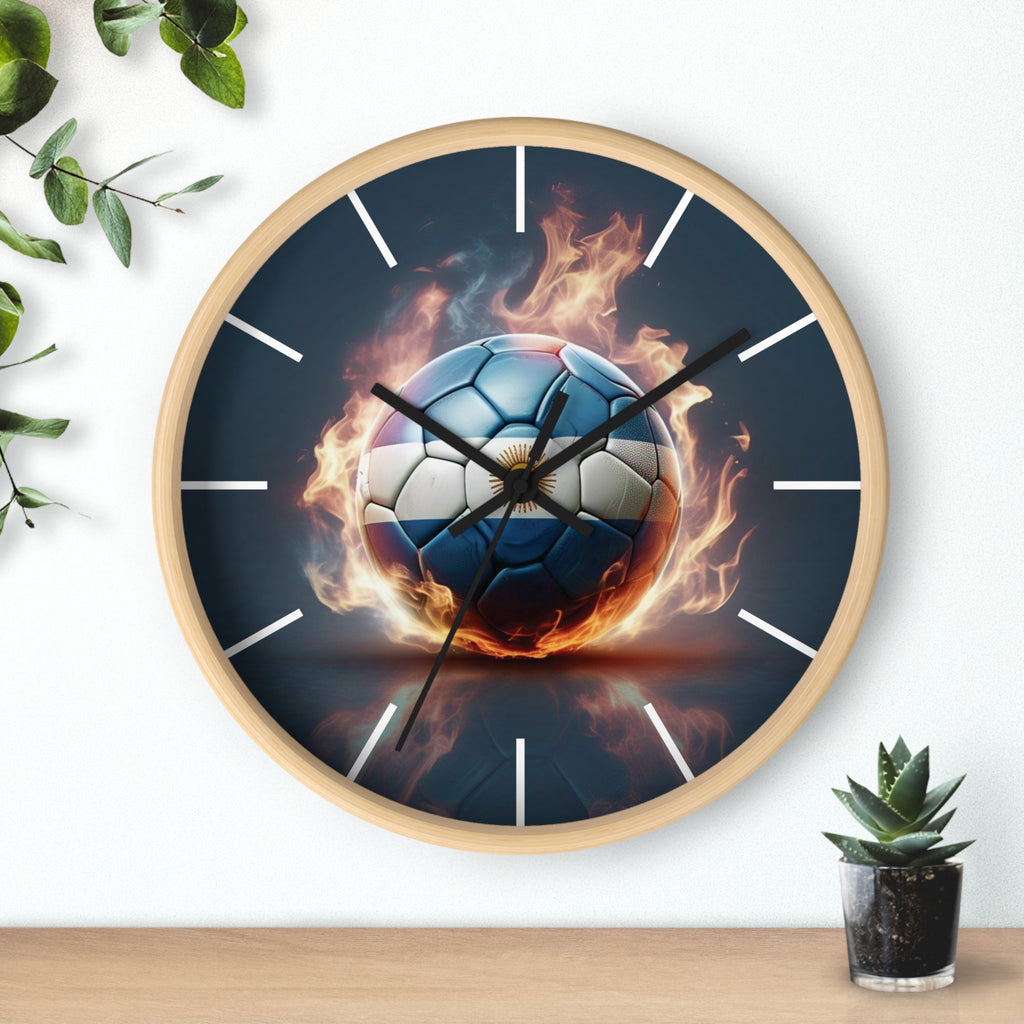 Reloj de pared con diseño de balón de fútbol en llamas: regalo perfecto para los amantes del deporte. Reloj de diseño dinámico con diseño de balón de fútbol en llamas.