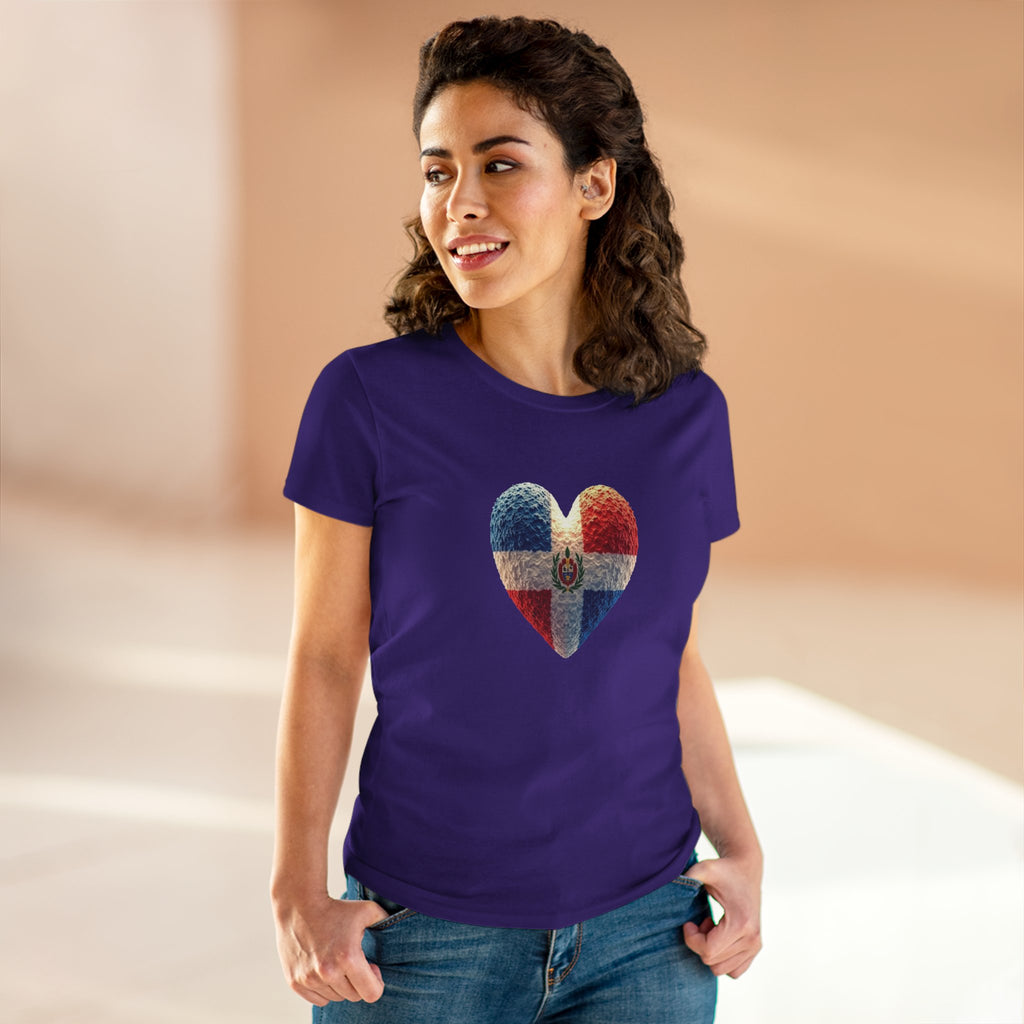 Dominican Republic Heart Print T-Shirt for Women - Comfortable Midweight Cotton