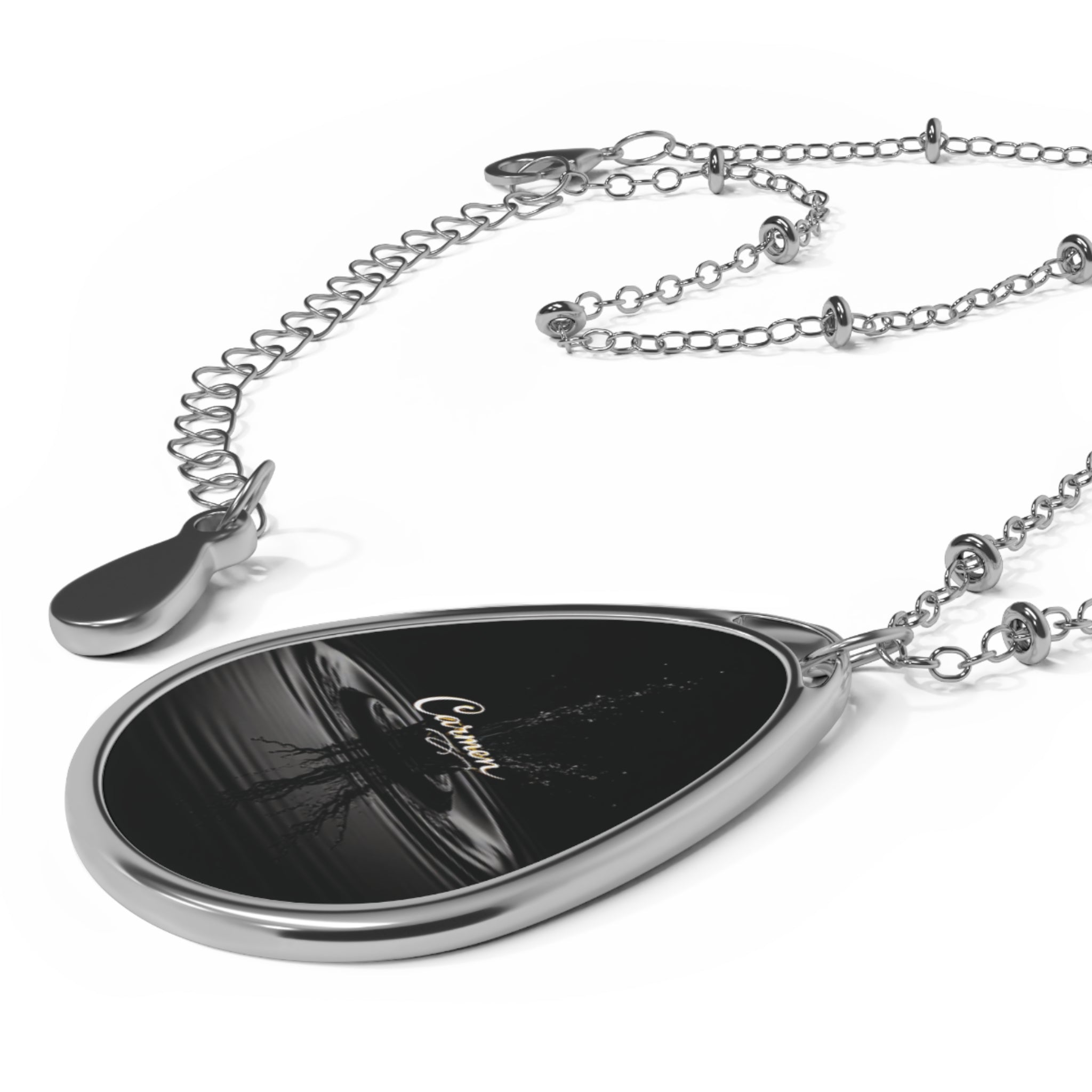 Personalized oval necklace, with the name 'Carmen'with Personalizable Design, Meaningful Gift for Her, Fashion Jewelry, Special Occasions, Unique Accessory 