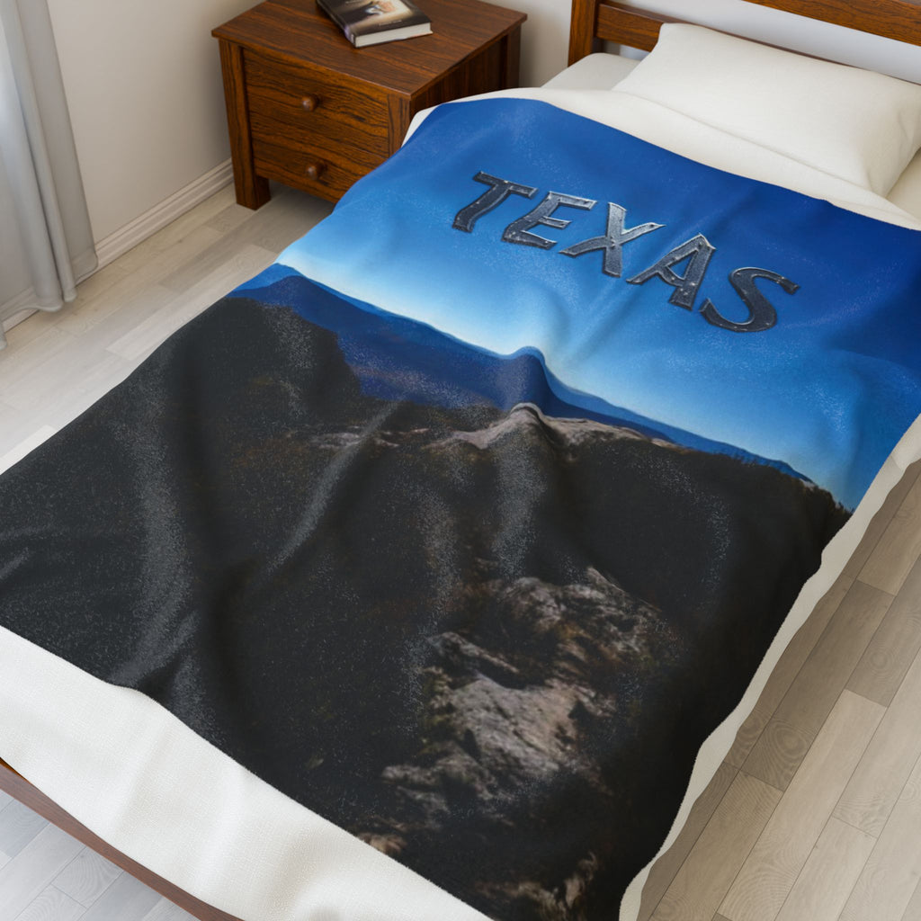 Texas Velveteen Plush Blanket, Cozy Throw for Home Decor, Perfect Gift for Texas Lovers, Travel Souvenir, Warm and Soft